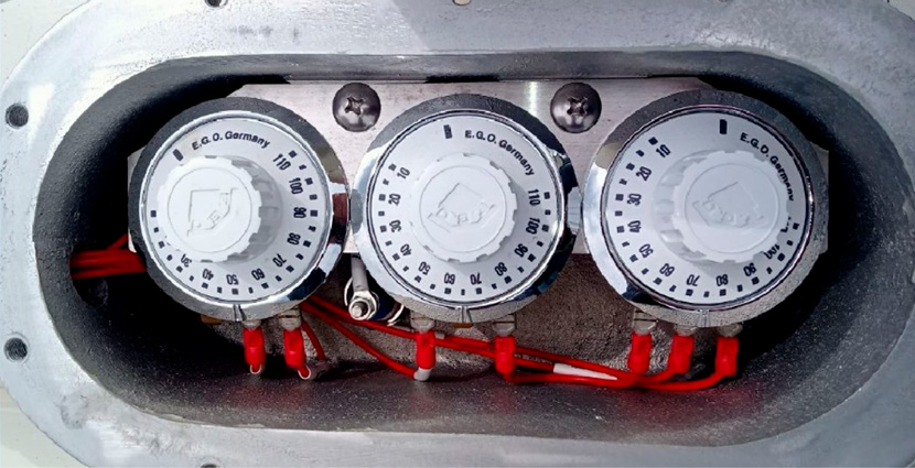 Терморегуляторы на примере испарителя производства KGE, во взрывозащищенном исполнении.